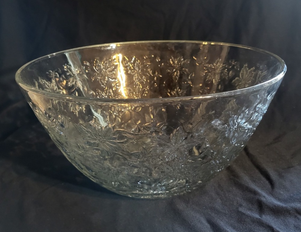 PRINCESS HOUSE FANTASIA 10” SALAD SERVING BOWL FLORAL FLOWER POINSETTIA
